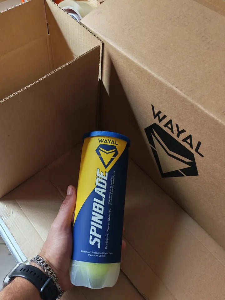 Un tube SpinBlade sorti du carton